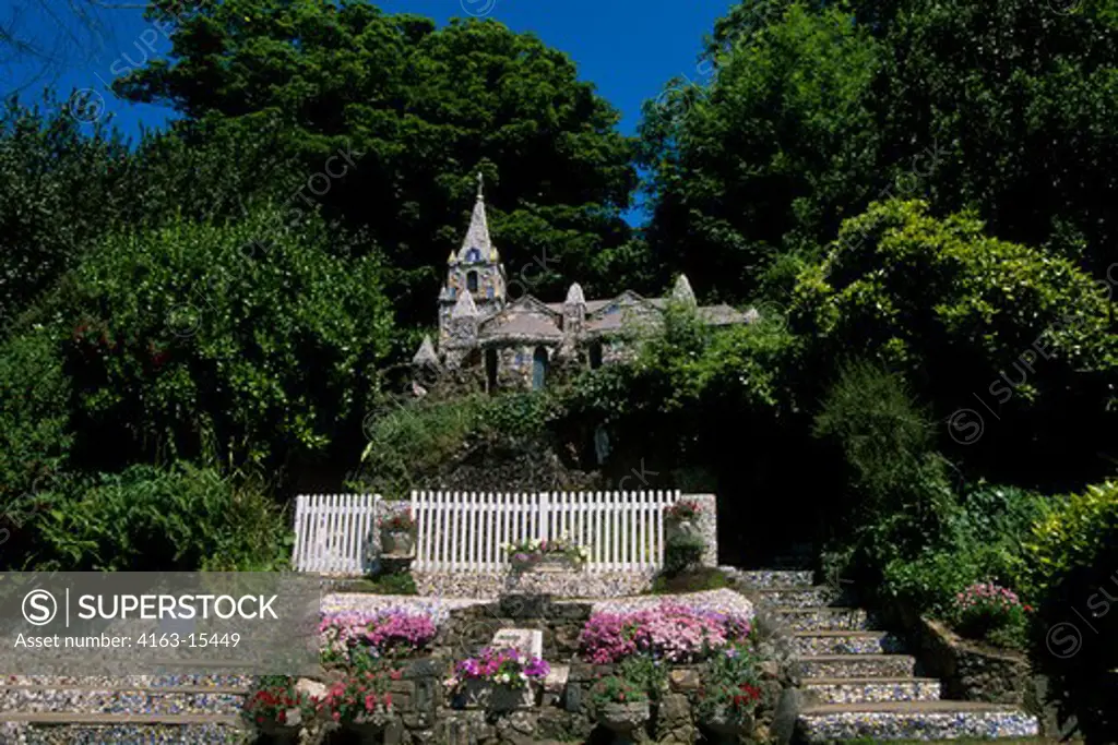 UK, CHANNEL ISLANDS, GUERNSEY, LITTLE CHAPEL (BUILT OUT OF PIECES OF CHINA)