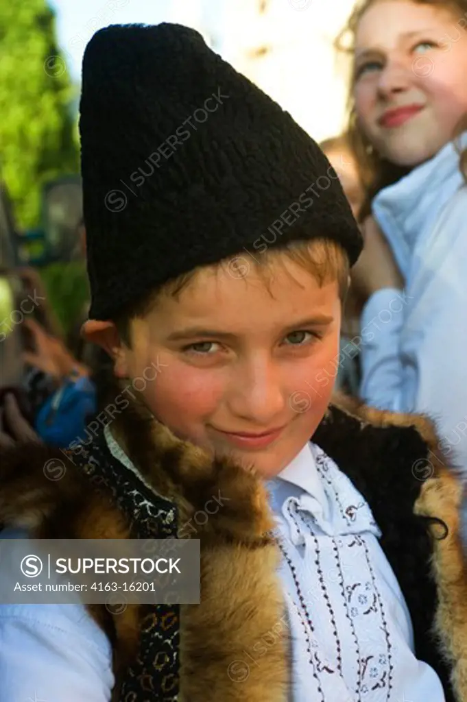 ROMANIA, NEAR SUCEAVA, PORTRAIT OF ROMANIAN BOY