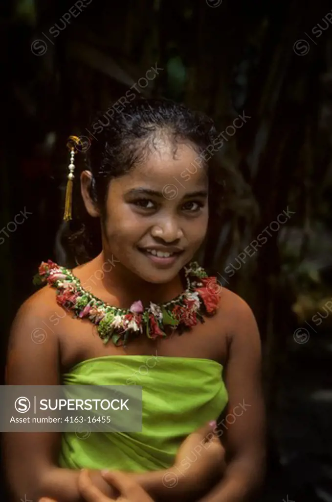 MICRONESIA, CAROLINE ISLS. PULAP ISLAND, PORTRAIT OF NATIVE GIRL WITH FLOWER LEI
