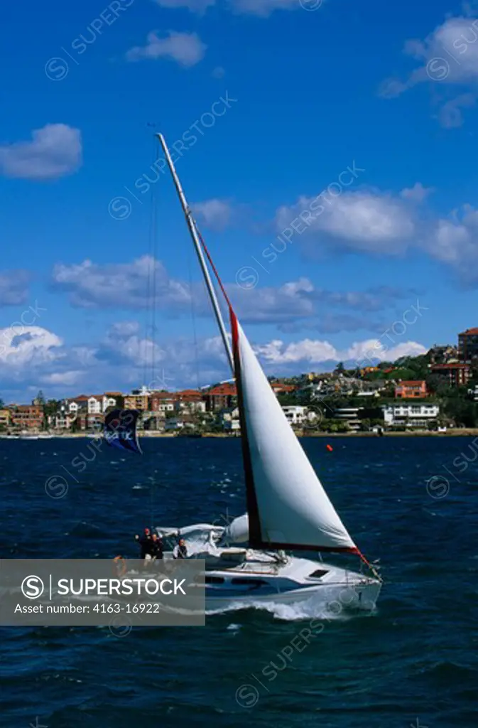 AUSTRALIA, SYDNEY, SYDNEY HARBOUR, SAILBOAT