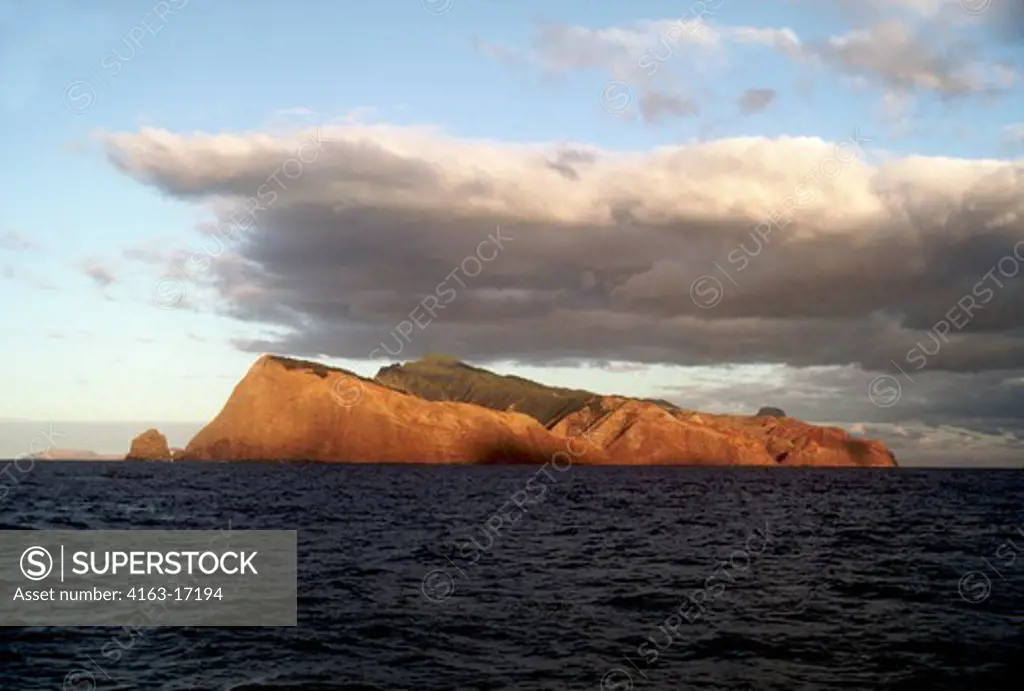 CHILE, JUAN FERNANDEZ ISLANDS, VIEW OF SOUTH-EASTERN COAST OF ROBINSON CRUSOE ISLAND FROM SEA