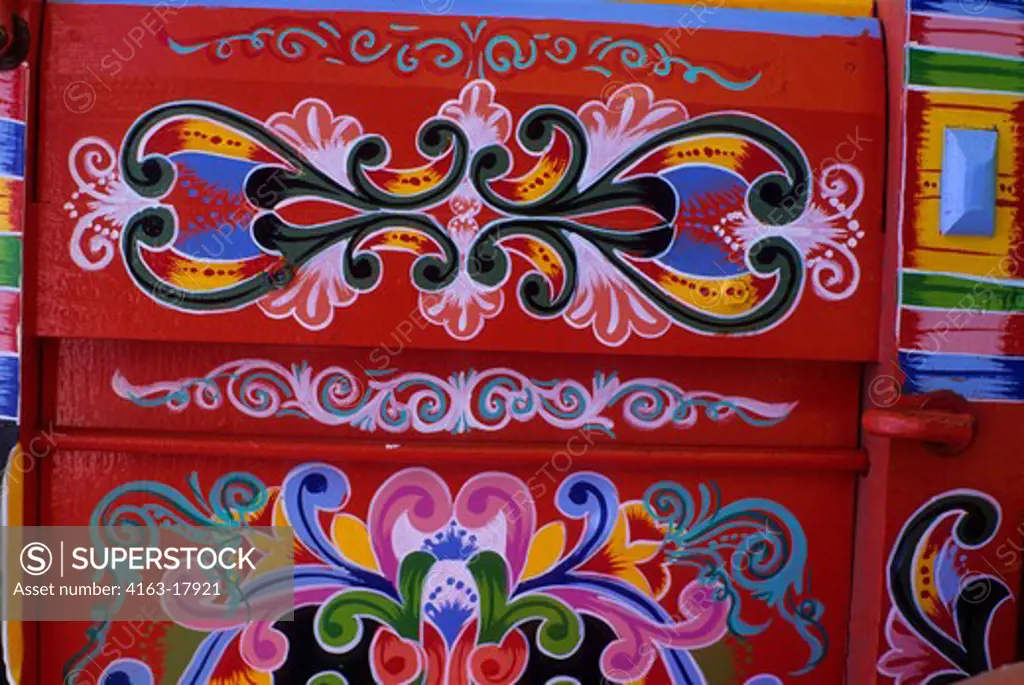 COSTA RICA, SARCHI, DETAIL OF HAND-PAINTED OXCART