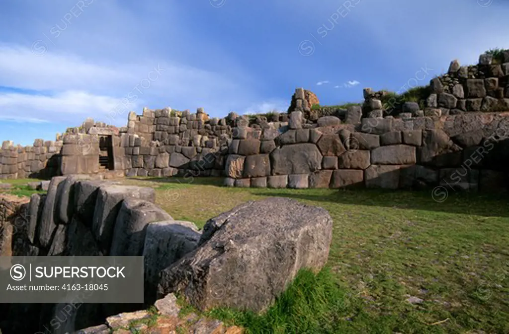 PERU, NEAR CUZCO, INCA FORTRESS OF SACSAYHUAMAN