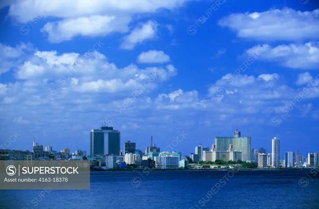 CUBA, HAVANA, VIEW OF MODERN SKYLINE FROM EL MORRO FORTRESS