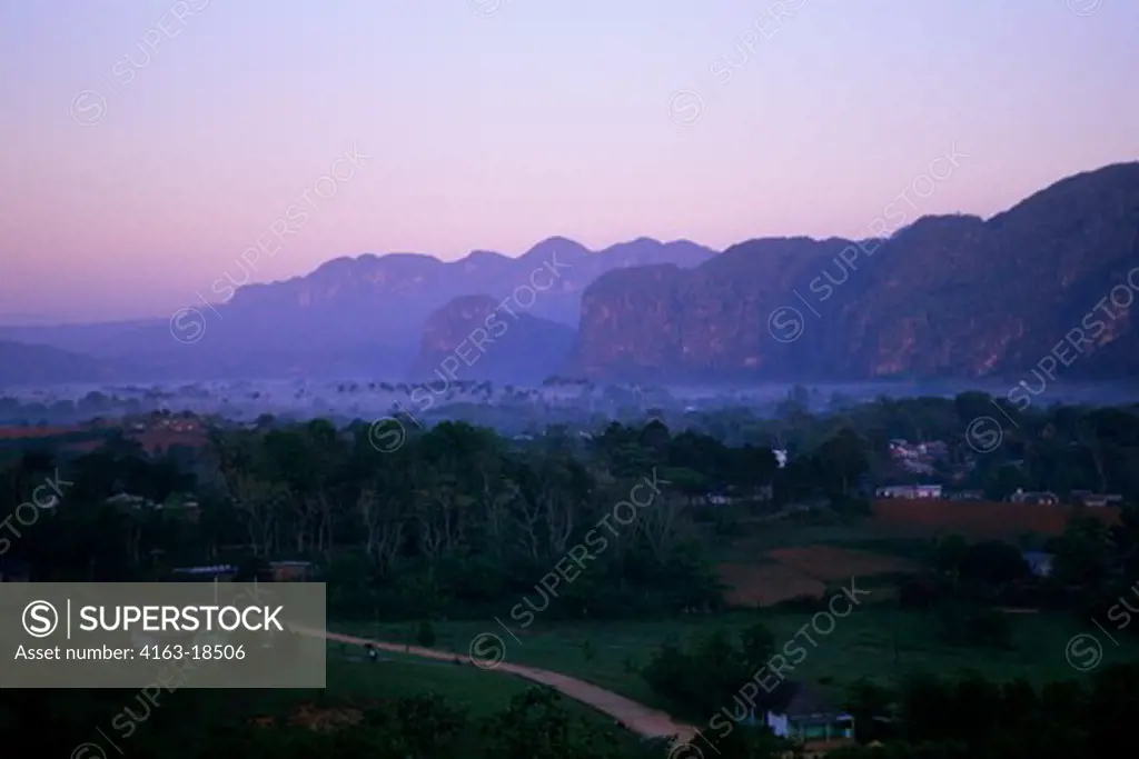 CUBA, VINALES VALLEY, VIEW OF LIMESTONE MOUNTAINS