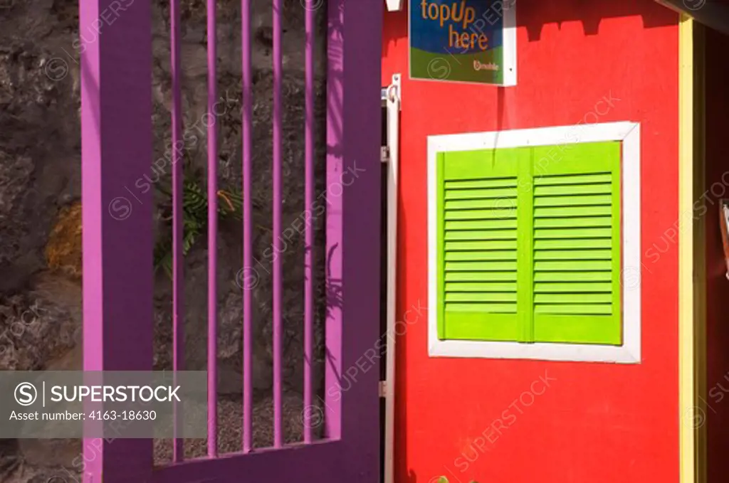 DOMINICA, ROSEAU, STREET SCENE, COLORFUL HOUSE, DETAIL