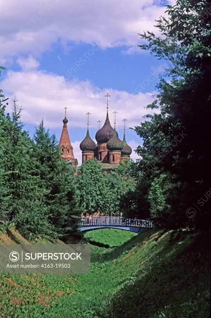 RUSSIA, YAROSLAVL, CHURCH