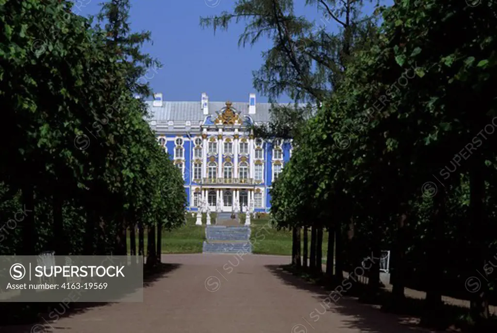RUSSIA,NEAR ST. PETERSBURG PUSHKIN, CATHERINE PALACE, PARK,VIEW OF MAIN ENTRANCE