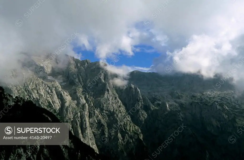 Germany, Bavaria, Berchtesgaden, Kehlstein Summit, View Of Goll Mountain, Clouds