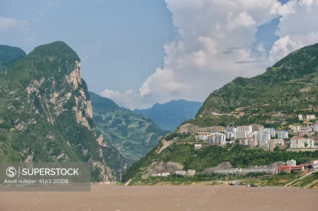 China, Three Gorges, Yangtze River At Xiling Gorge, View Of Entrance To Gorge
