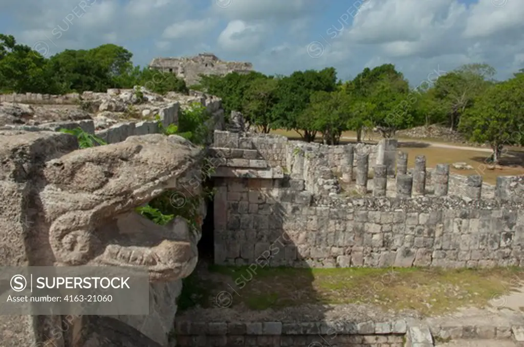 Mexico, Yucatan Peninsula, Chichen Itza Archaeological Zone, Southern Part, El Caracol, The Observatory, Serpent Heads On Top Of Steps