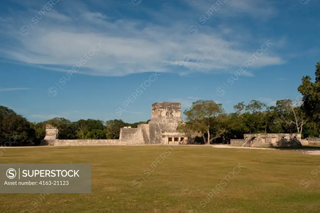 Mexico, Yucatan Peninsula, Near Cancun, Maya Ruins Of Chichen Itza, View Towards The Great Ball Court With The Temple Of The Jaguars
