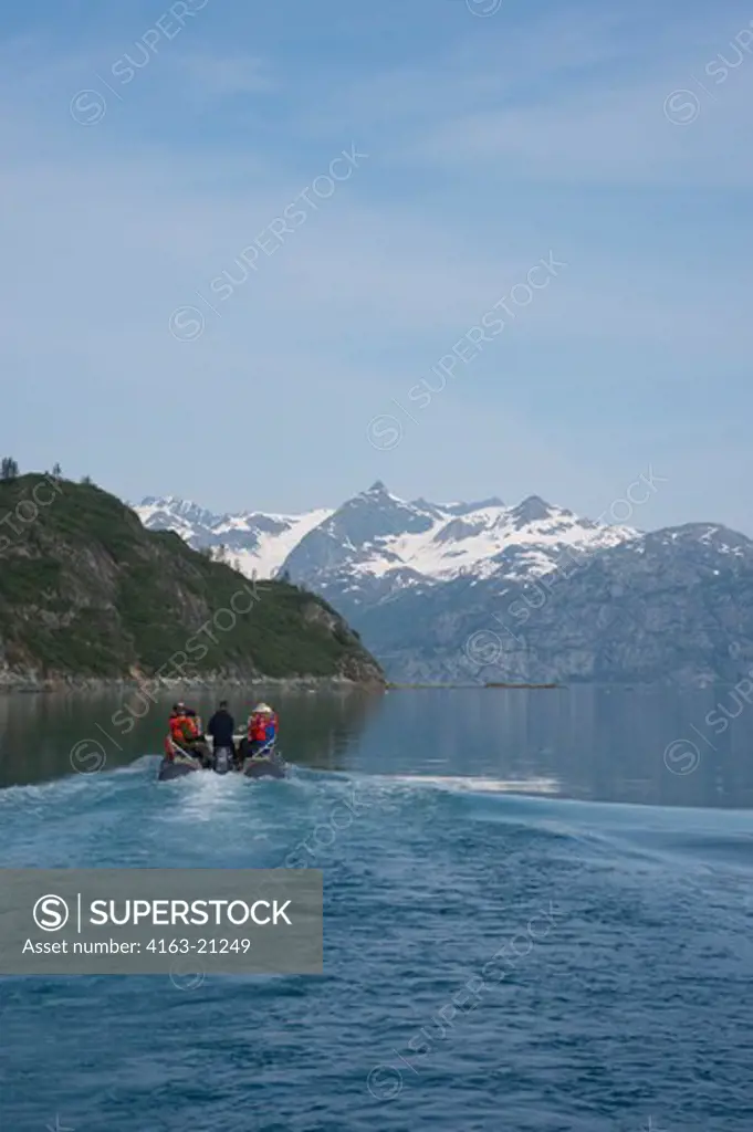 Passengers of cruise ship Safari Endeavour on boat tour near Reid Glacier in Glacier Bay National Park, Alaska, USA