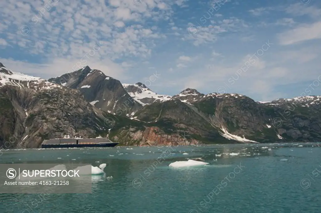 Holland America cruise ship MS Westerdam in Glacier Bay National Park, Alaska, USA