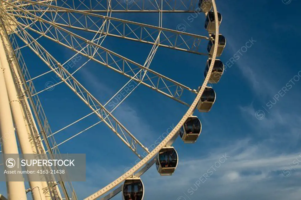 Detail Of The Great Wheel (Ferris Wheel) At Seattle'S Pier 57 On Seattle Waterfront, Washington State, Usa
