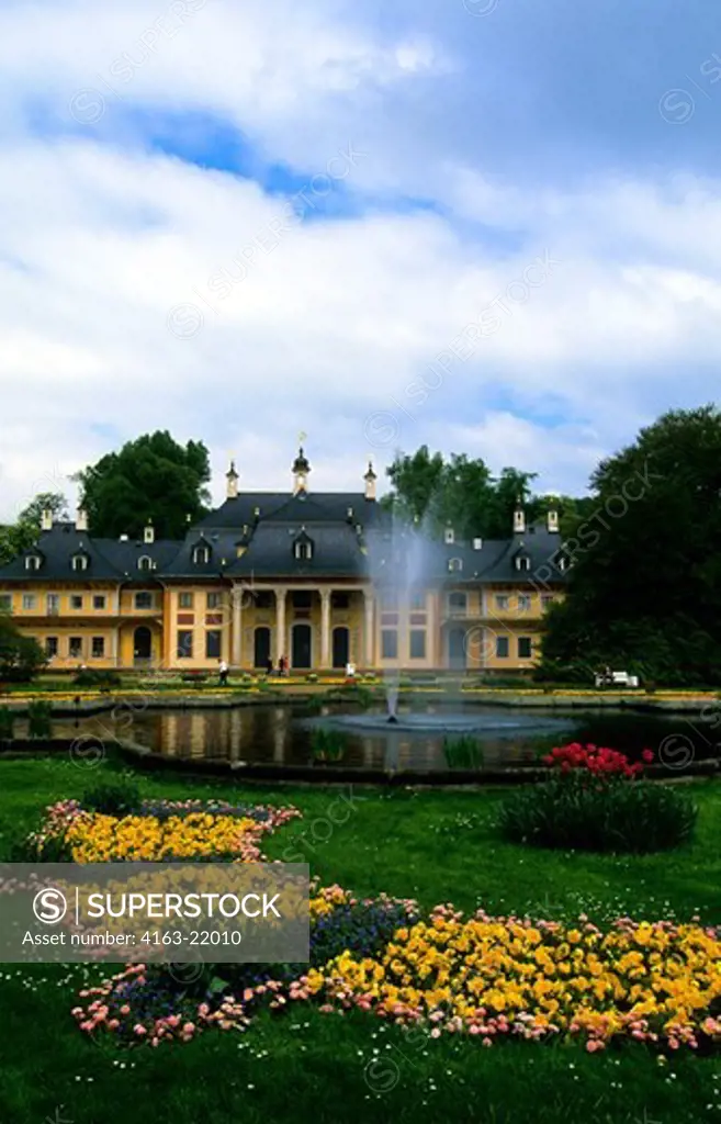 Germany, Near Dresden, Pillnitz Castle, Park With Flowers, Fountain