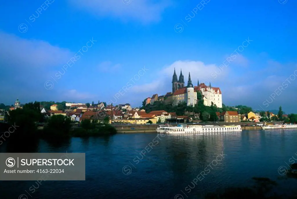 Germany, Meissen, Elbe River, View Of Albrechtsburg Castle And Meissen'S Gothic Cathedral
