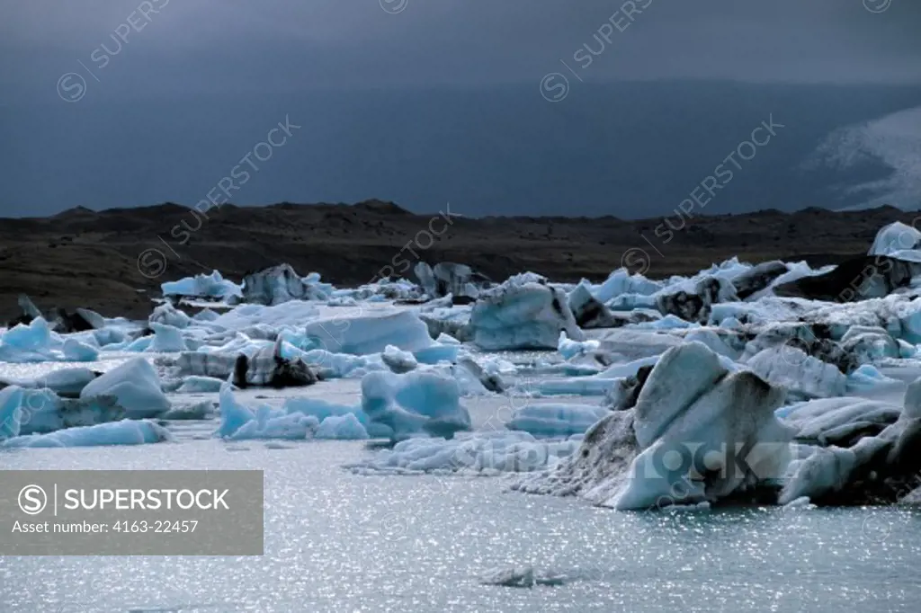 Iceland, South Coast, Vatnajokull, Glacier Lagoon With Icebergs
