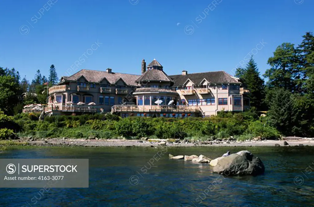 CANADA, BRITISH COLUMBIA, VANCOUVER ISLAND, CAMPBELL RIVER, PAINTER'S LODGE