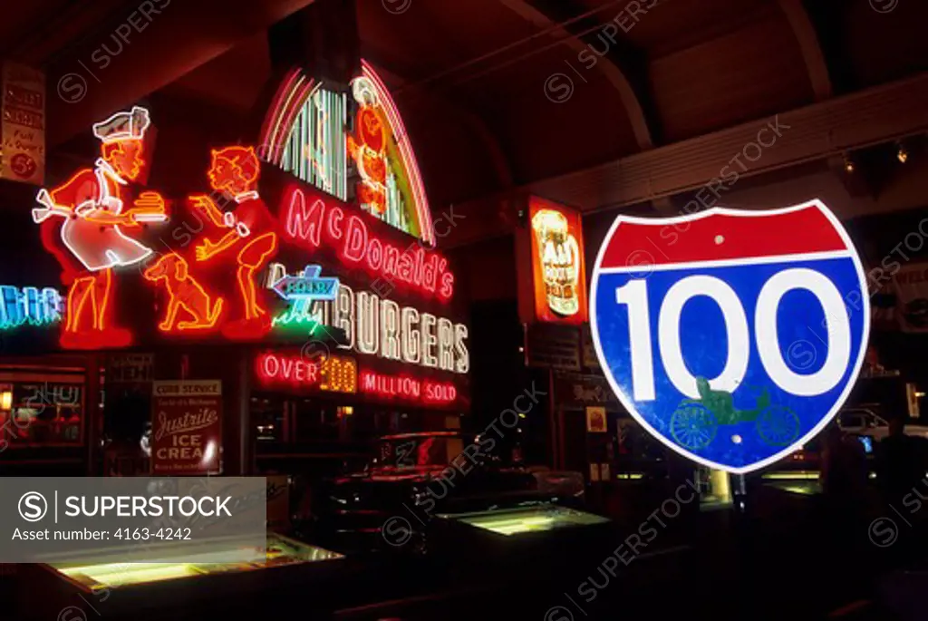 USA, MICHIGAN, NEAR DETROIT, DEARBORN, HENRY FORD MUSEUM, NEON AND FREEWAY SIGN