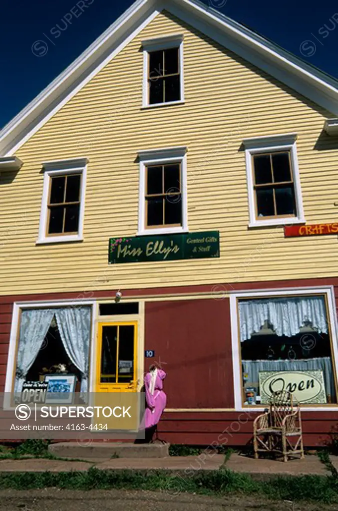 CANADA, PRINCE EDWARD ISLAND, MURRAY HARBOUR, STORE
