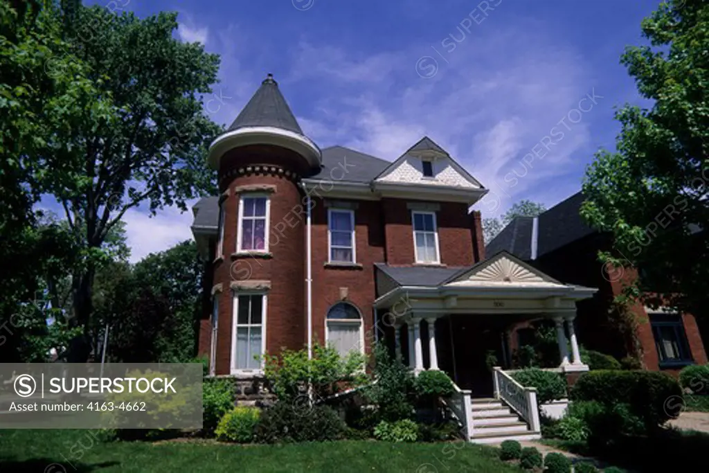 CANADA ONTARIO STRATFORD, LOCAL HOUSE, CAMBRIA STREET, QUEEN ANNE HOUSE STYLE