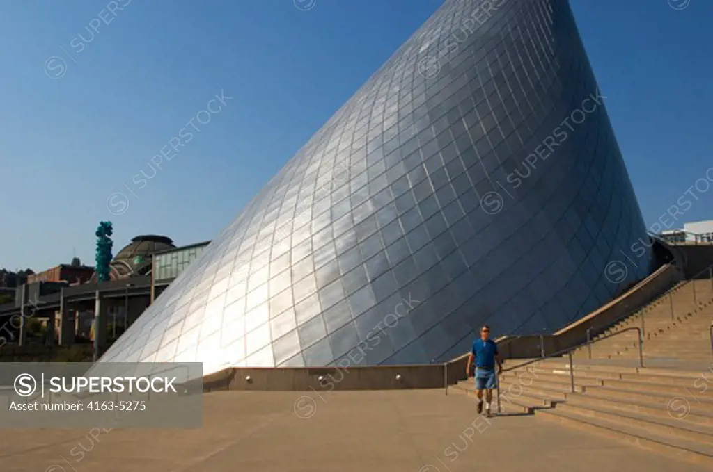 USA, WASHINGTON STATE, TACOMA, MUSEUM OF GLASS, JANE'S HOT SHOP TOWER