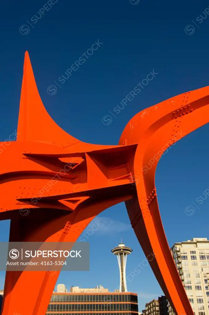 USA, WASHINGTON STATE, SEATTLE, OLYMPIC SCULPTURE PARK, EAGLE BY ALEXANDER CALDER, SPACE NEEDLE IN BACKGROUND