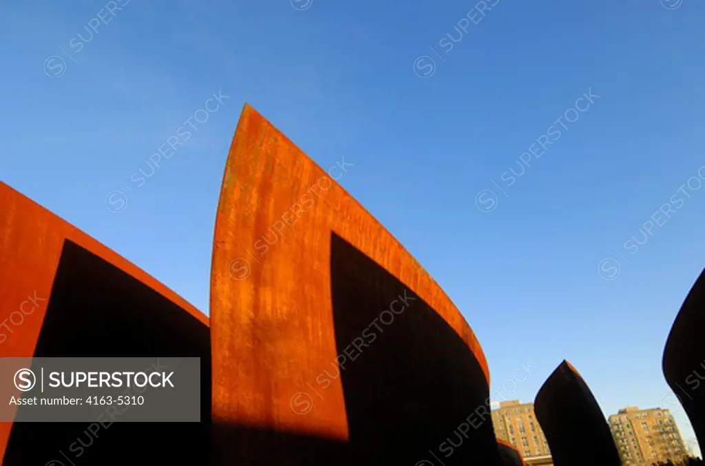 USA, WASHINGTON STATE, SEATTLE, OLYMPIC SCULPTURE PARK, THE VALLEY, WAKE BY RICHARD SERRA