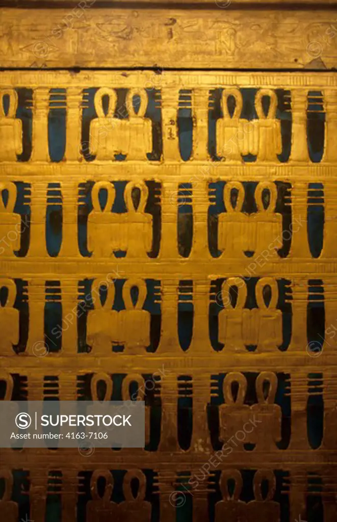 EGYPT, CAIRO, EGYPTIAN MUSEUM OF ANTIQUITIES, TUTANKHAMUN, DETAIL OF SHRINE
