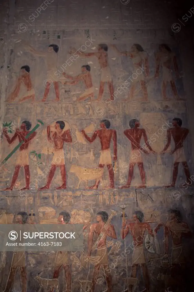 EGYPT, NEAR CAIRO, SAKKARA, TOMB OF PTAH-HOTEP, RELIEF CARVING SHOWING DAILY LIFE