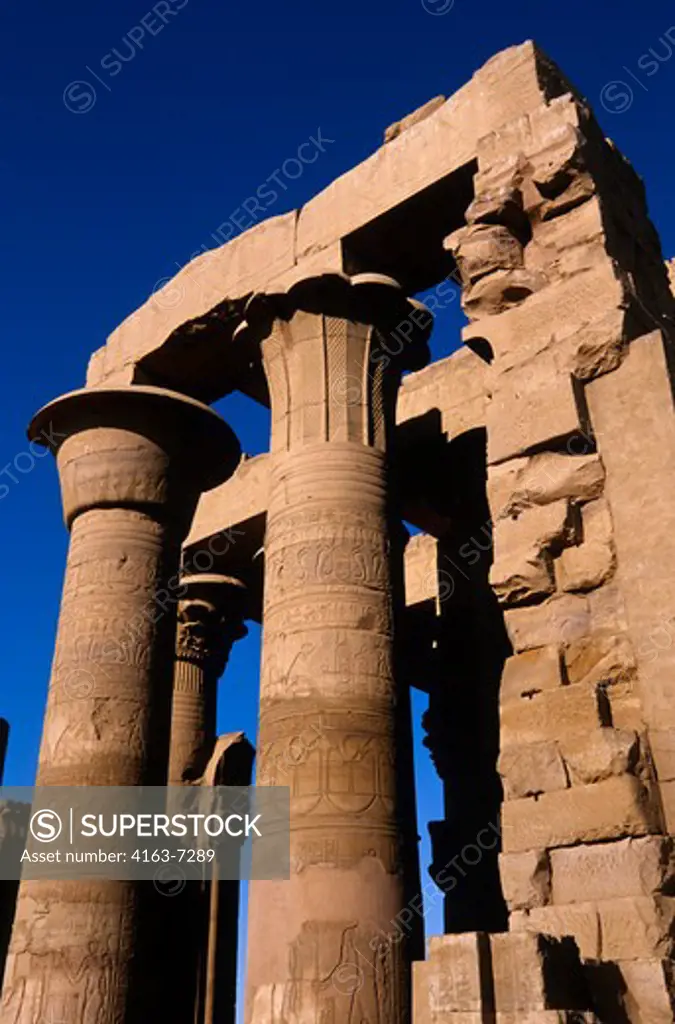 EGYPT, NILE RIVER, KOM OMBO TEMPLE, SIDE VIEW OF PRONAOS