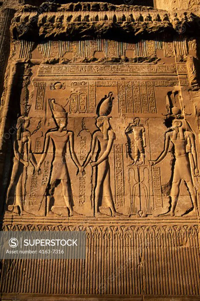 EGYPT, NILE RIVER, ESNA, TEMPLE DEDICATED TO GOD KHNUM, RELIEF CARVING