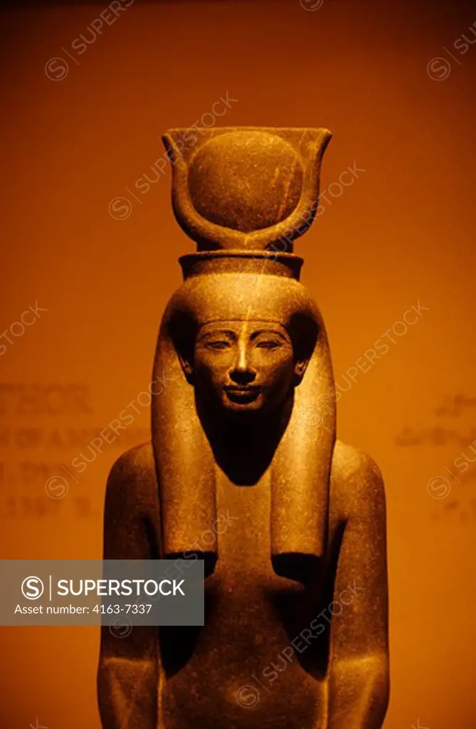 EGYPT, NILE RIVER, LUXOR, MUSEUM, STATUE OF HATHOR, 1405-1367 BC