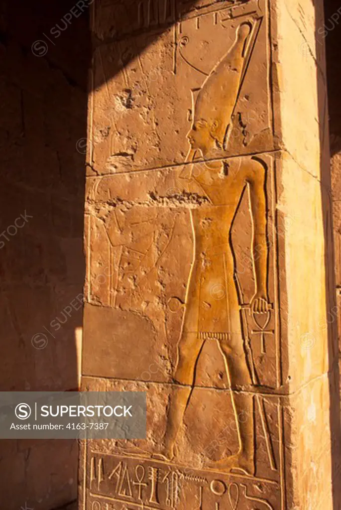 EGYPT, NILE RIVER, NEAR LUXOR, TEMPLE OF HATSHEPSUT, CHAPEL OF HATHOR, RELIEF CARVING