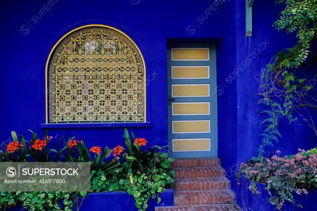 MOROCCO, MARRAKECH, JARDIN MENARA,YVES SAINT LAURENT GARDEN,BLUE HOUSE,DOOR & WINDOW