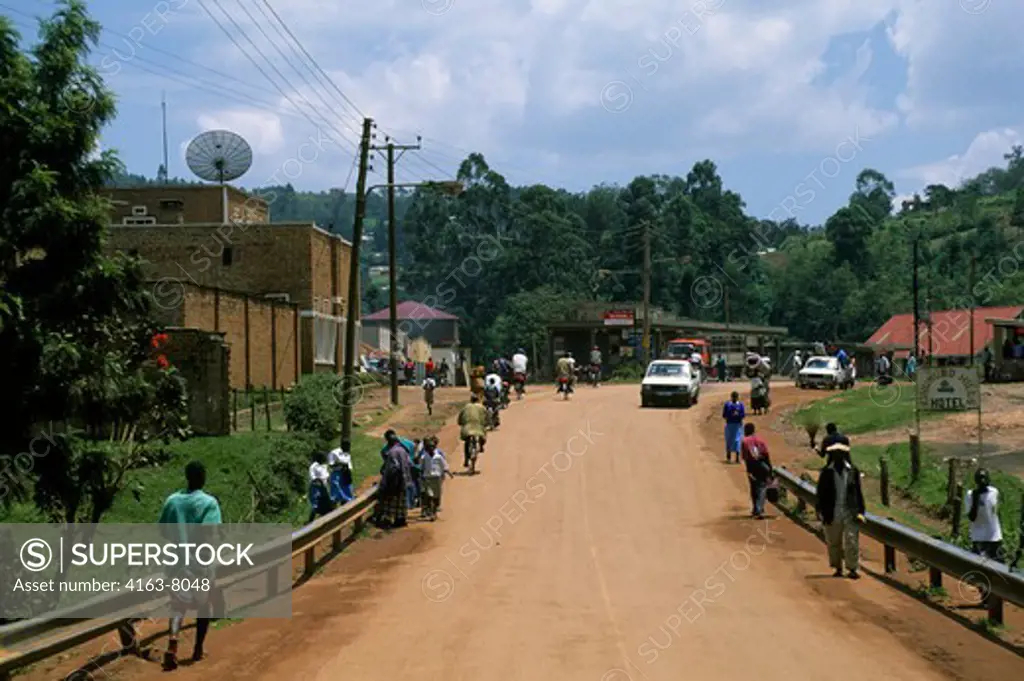 UGANDA, KABALE, STREET SCENE