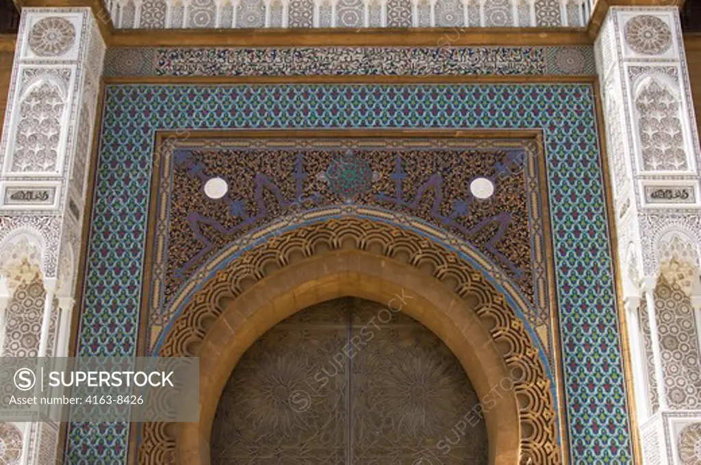 MOROCCO, CASABLANCA, PALACE OF THE KING, GATE