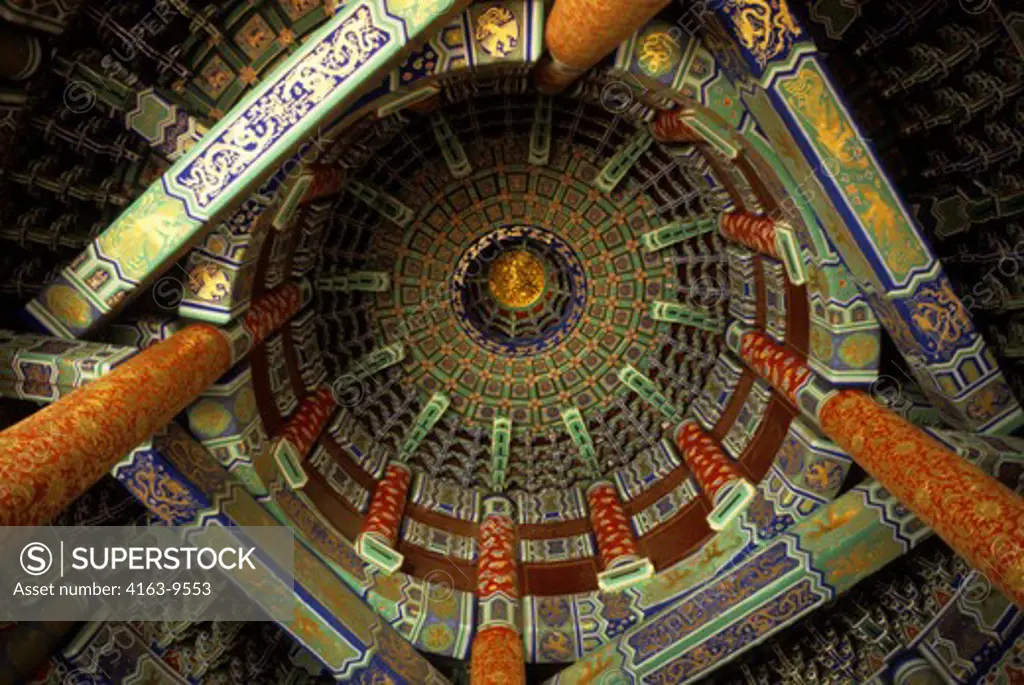 CHINA, BEIJING, TEMPLE OF HEAVEN, INTERIOR, HALL OF PRAYER FOR GOOD HARVESTS