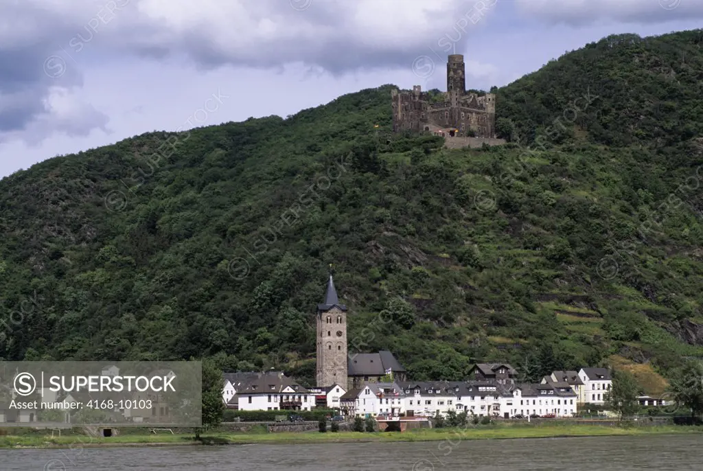 Germany, Rhine River, View Of Burg Maus Fortress And Wellmich Village