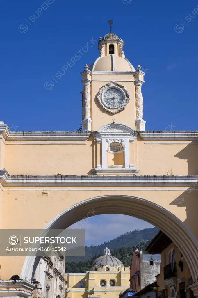 Guatemala, Highlands, Antigua, Street Scen With Santa Catalina Arch