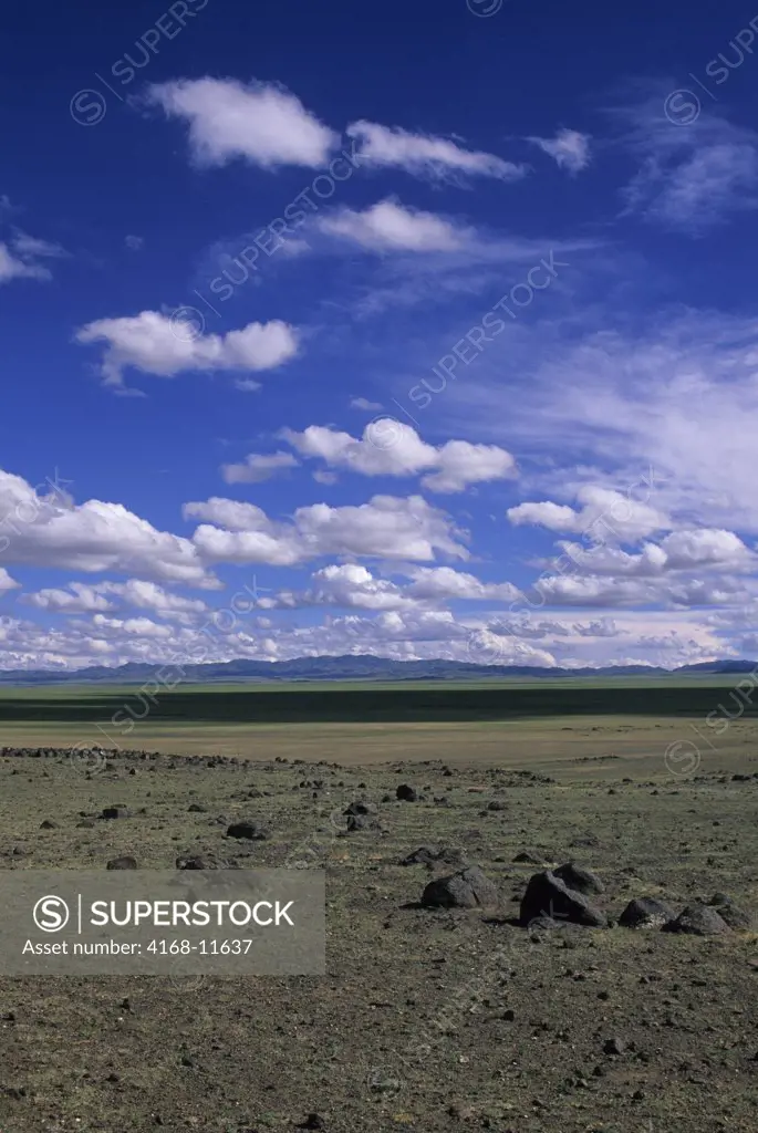 Mongolia, Gobi Desert, Near Dalanzadgad, Grasslands (Steppes), Landscape, Cumulus Clouds