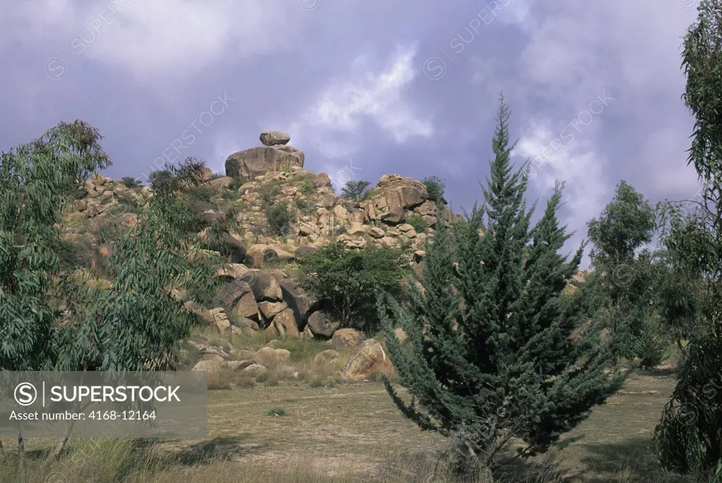 Saudi Arabia, Near Abha, Dalaghan National Park, Granite Rock Formations