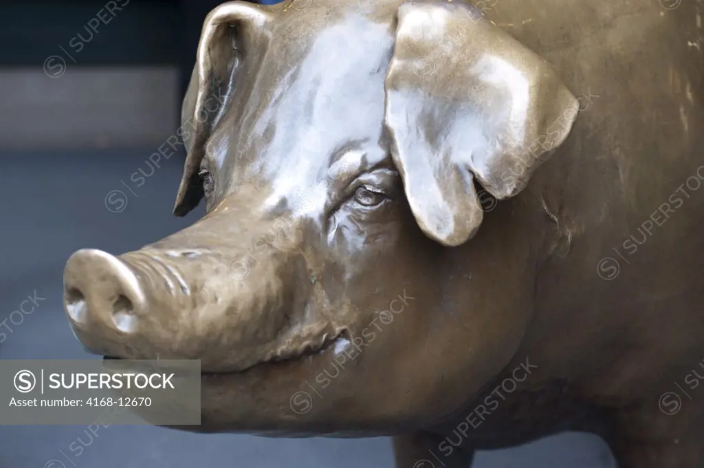 Usa, Washington State, Seattle, Pike Place Market, Close-Up Of Bronze Statue Of Rachel The Pig At Main Entrance