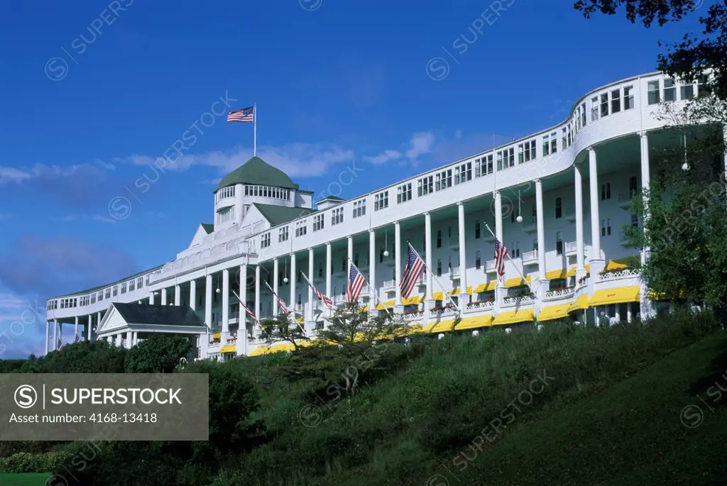 USA, Michigan, Lake Huron, Mackinac Island, View Of Grand Hotel