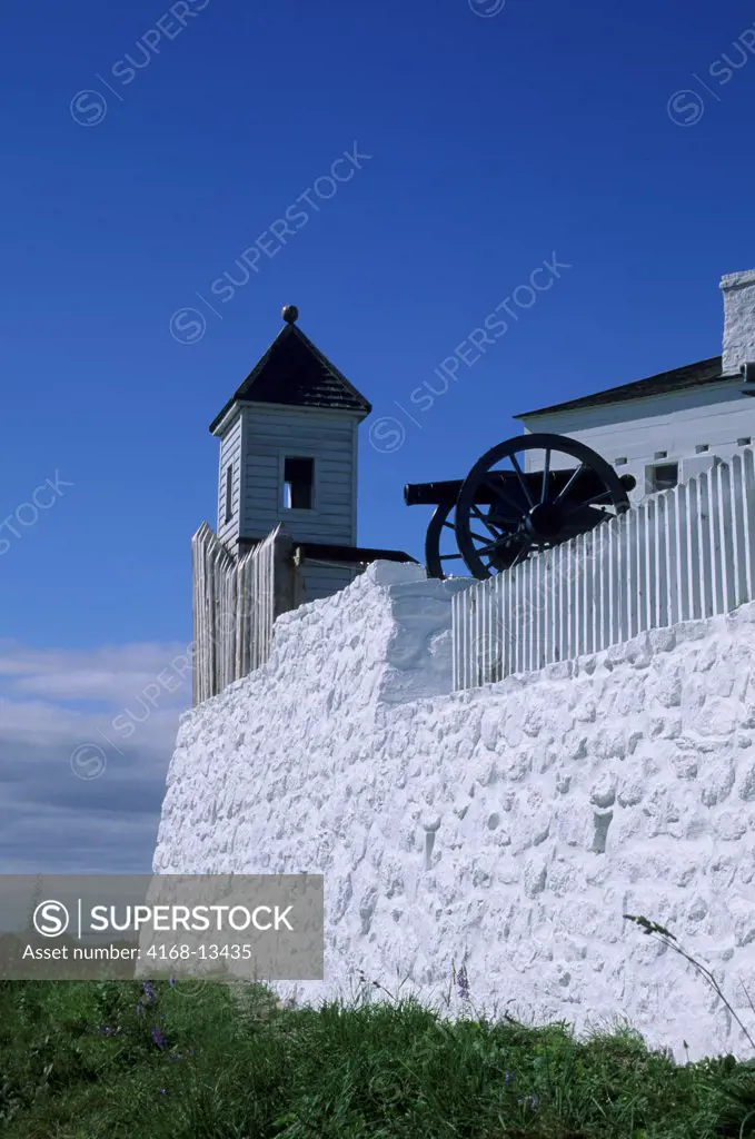 USA, Michigan, Lake Huron, Mackinac Island, Fort Mackinac, Wall And Cannon, West Blockhouse, 1798