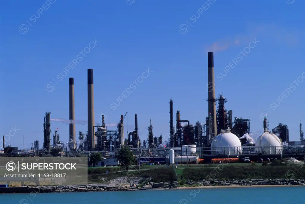 Canada/Usa Border,Ontario, Michigan, St. Clair River, View Of Ontario, Esso Oil Refinery