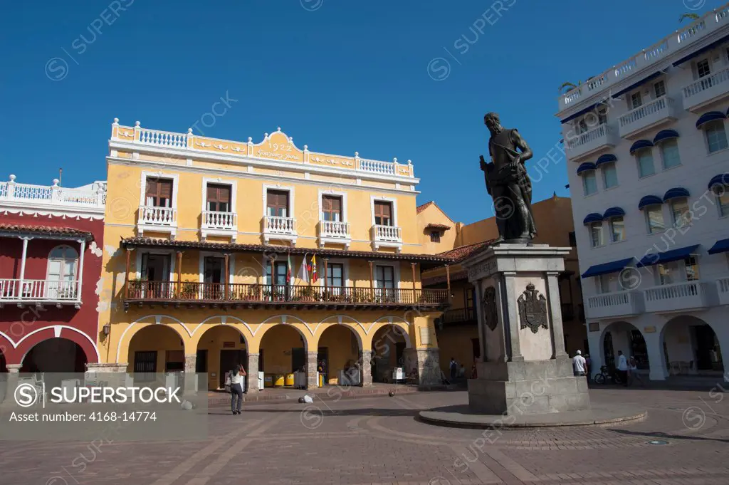 Statue Of Pedro De Heredia On Plaza De Los Coches, Cartagena, Colombia