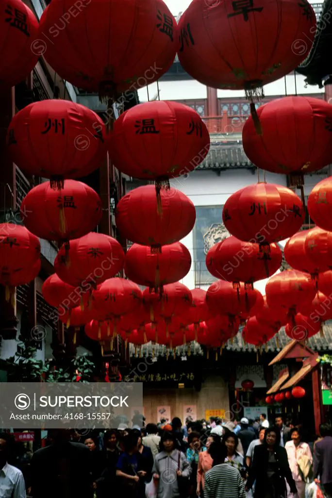 China, Shanghai, Street Scene, Red Chinese Lanterns