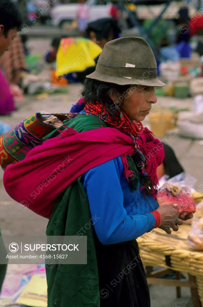 Ecuador, Highlands, Pujili, Local Indian Market, Local Woman
